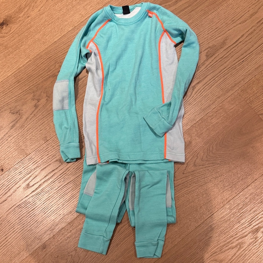 Helly Hansen Kids Long Johns.  Great for skiing!